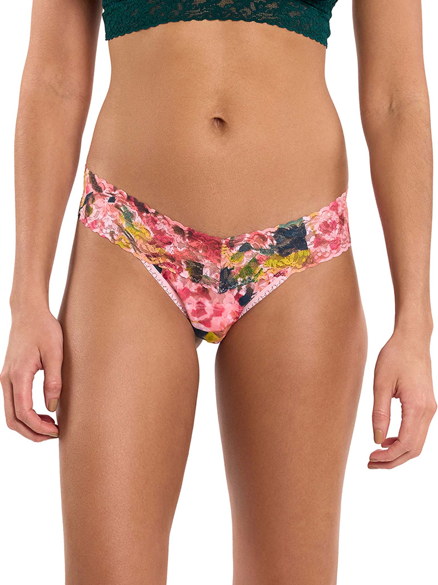 Printed Signature Lace? Low Rise Thong Floral Masterpiece